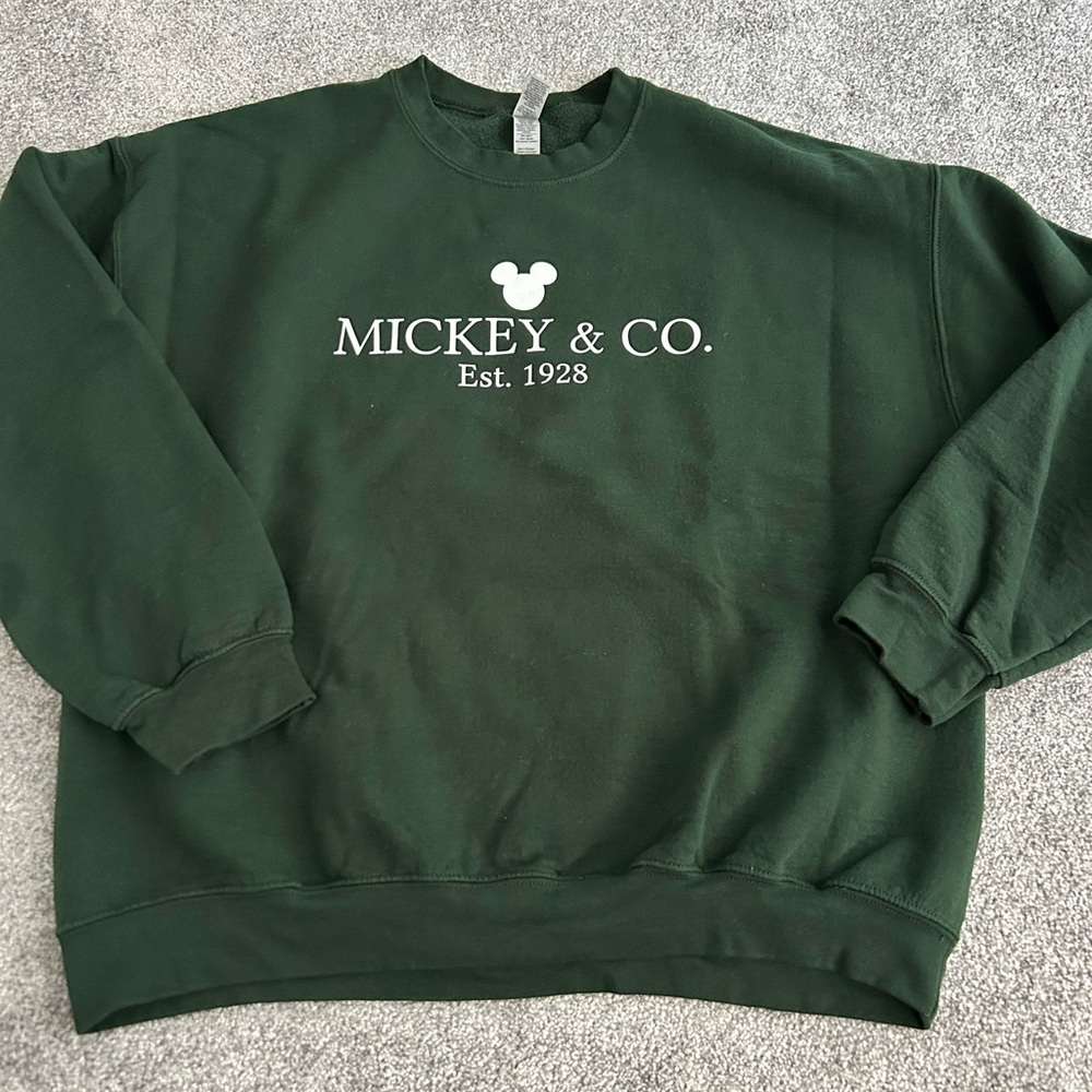 Gildan Dark Green Crewneck Sweater
